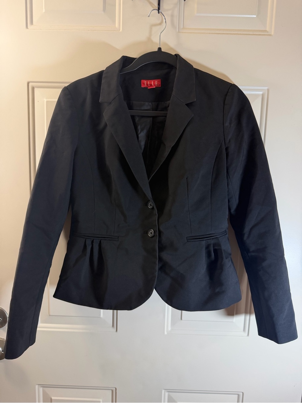 ELLE Black Tailored Blazer Women’s Size 8 Two Button Office Siren